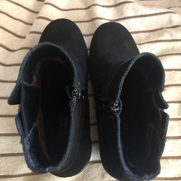 Skechers Memory Step Wedge Bootie - Picture 2 of 8